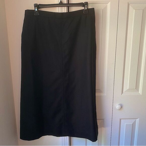 EUC Pendleton Black 100% Virgin Wool Skirt Lined Skirt Size 10 - Picture 1 of 8